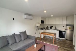 Single Family Residence, 5500 Keokuk ave, Woodland Hills, CA 91367 - 2