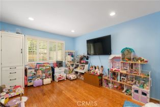 Single Family Residence, 11030 Cozycroft ave, Chatsworth, CA 91311 - 22