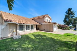 Single Family Residence, 11030 Cozycroft ave, Chatsworth, CA 91311 - 3