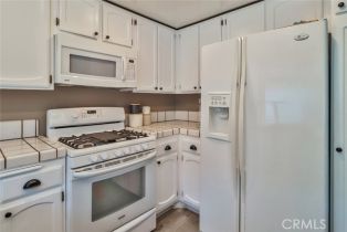 Single Family Residence, 415 Jeremiah dr, Simi Valley, CA 93065 - 11