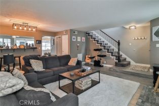 Single Family Residence, 415 Jeremiah dr, Simi Valley, CA 93065 - 5