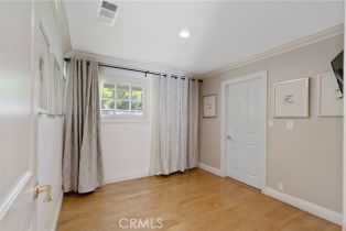 Single Family Residence, 4807 Vanalden ave, Tarzana, CA 91356 - 36