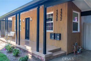 Single Family Residence, 1330 Lincoln st, Burbank, CA 91506 - 4