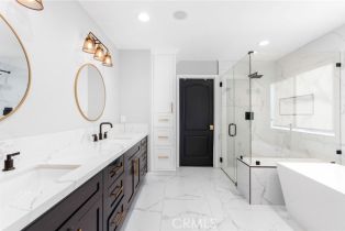 Single Family Residence, 5179 Knollwood way, Woodland Hills, CA 91364 - 17