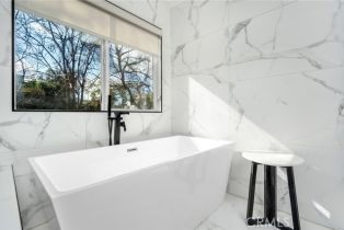 Single Family Residence, 5179 Knollwood way, Woodland Hills, CA 91364 - 19