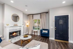 Single Family Residence, 5179 Knollwood way, Woodland Hills, CA 91364 - 2