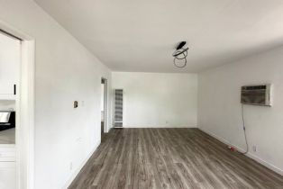 Residential Income, 5723 Kester ave, Sherman Oaks, CA 91411 - 4