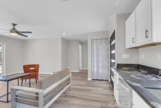 Single Family Residence, 22237 Tiara st, Woodland Hills, CA 91367 - 10