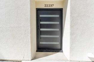 Single Family Residence, 22237 Tiara st, Woodland Hills, CA 91367 - 17