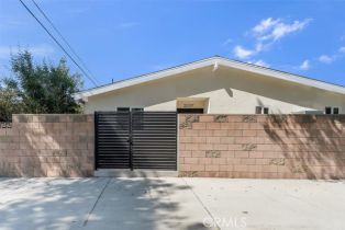 Single Family Residence, 22237 Tiara st, Woodland Hills, CA 91367 - 19