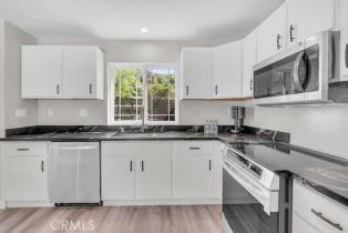 Single Family Residence, 22237 Tiara st, Woodland Hills, CA 91367 - 8