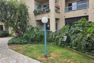 Condominium, 18307 Burbank blvd, Tarzana, CA 91356 - 5