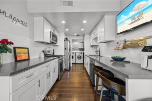 Condominium, 12030 Valleyheart dr, Studio City, CA 91604 - 7
