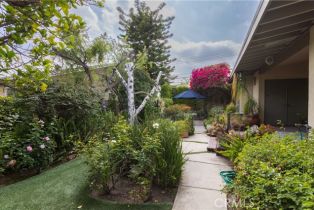 Single Family Residence, 10334 Louise ave, Granada Hills, CA 91344 - 28