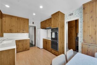 Single Family Residence, 16135 Huston st, Encino, CA 91436 - 9
