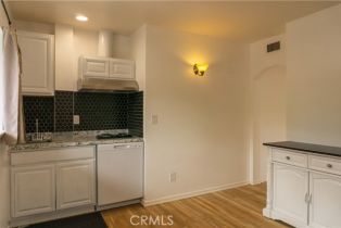 Single Family Residence, 5847 Keokuk ave, Woodland Hills, CA 91367 - 7