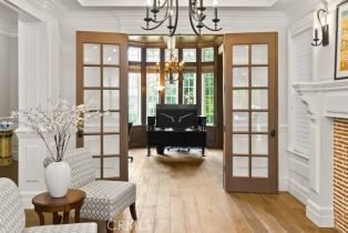 Single Family Residence, 4753 Noble ave, Sherman Oaks, CA 91403 - 13