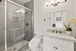 Single Family Residence, 4753 Noble ave, Sherman Oaks, CA 91403 - 51