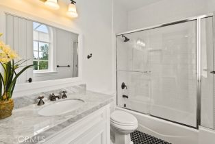 Single Family Residence, 4753 Noble ave, Sherman Oaks, CA 91403 - 56