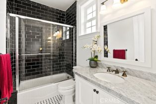 Single Family Residence, 4753 Noble ave, Sherman Oaks, CA 91403 - 71