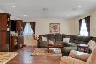 Single Family Residence, 5730 Newcastle ave, Encino, CA 91316 - 14