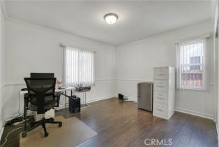 Single Family Residence, 5730 Newcastle ave, Encino, CA 91316 - 18