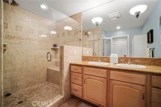 Single Family Residence, 5730 Newcastle ave, Encino, CA 91316 - 34