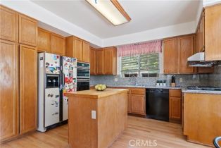 Single Family Residence, 20147 Chapter dr, Woodland Hills, CA 91364 - 10