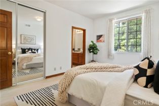 Single Family Residence, 20147 Chapter dr, Woodland Hills, CA 91364 - 21