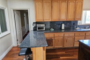 Single Family Residence, 9526 Fullbright ave, Chatsworth, CA 91311 - 10