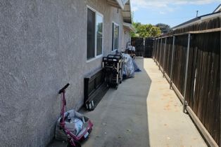 Single Family Residence, 9526 Fullbright ave, Chatsworth, CA 91311 - 6