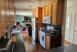 Single Family Residence, 9526 Fullbright ave, Chatsworth, CA 91311 - 8