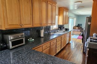 Single Family Residence, 9526 Fullbright ave, Chatsworth, CA 91311 - 9