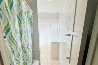 Single Family Residence, 5839 Tobias ave, Sherman Oaks, CA 91411 - 12