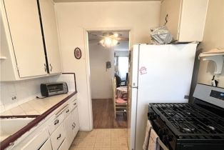 Single Family Residence, 5839 Tobias ave, Sherman Oaks, CA 91411 - 8