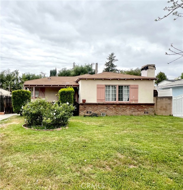 Single Family Residence, 5839 Tobias ave, Sherman Oaks, CA 91411 - 1