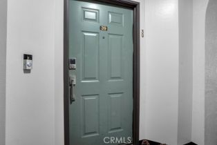 Condominium, 6323 Reseda blvd, Tarzana, CA 91335 - 2