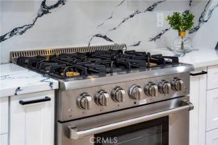 Single Family Residence, 1061 Colby cir, Thousand Oaks, CA 91362 - 15