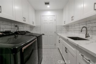 Single Family Residence, 6037 Little Oak ln, Woodland Hills, CA 91367 - 35