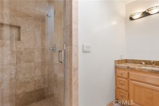 Single Family Residence, 4539 Mammoth ave, Sherman Oaks, CA 91423 - 13