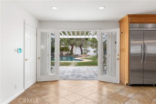 Single Family Residence, 4539 Mammoth ave, Sherman Oaks, CA 91423 - 26