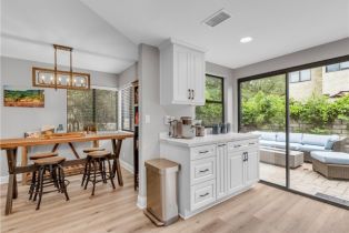 Condominium, 29729 Strawberry Hill dr, Agoura Hills, CA 91301 - 13