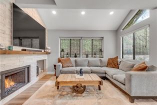 Condominium, 29729 Strawberry Hill dr, Agoura Hills, CA 91301 - 7