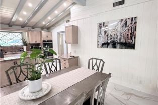 Single Family Residence, 19710 Henshaw st, Woodland Hills, CA 91364 - 10