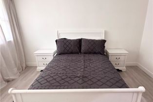 Single Family Residence, 19710 Henshaw st, Woodland Hills, CA 91364 - 23