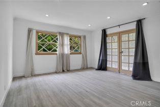 Single Family Residence, 19710 Henshaw st, Woodland Hills, CA 91364 - 30