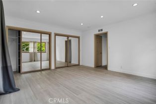 Single Family Residence, 19710 Henshaw st, Woodland Hills, CA 91364 - 31