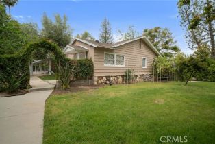 Single Family Residence, 19710 Henshaw st, Woodland Hills, CA 91364 - 33