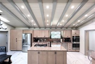 Single Family Residence, 19710 Henshaw st, Woodland Hills, CA 91364 - 8