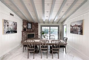 Single Family Residence, 19710 Henshaw st, Woodland Hills, CA 91364 - 9